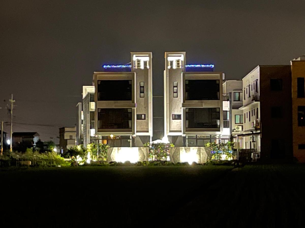 方興top會館 全新包棟電梯民宿 Sanxing Luaran gambar