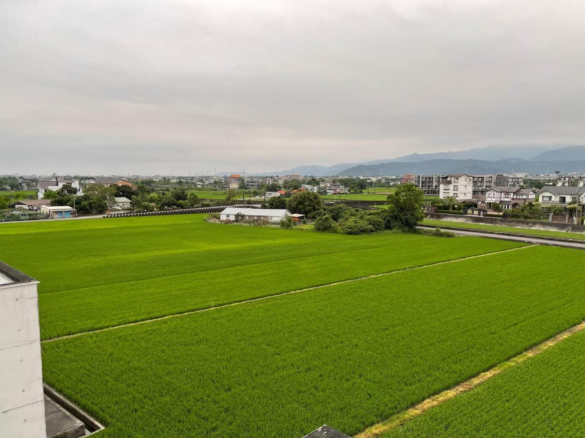 方興top會館 全新包棟電梯民宿 Sanxing Luaran gambar