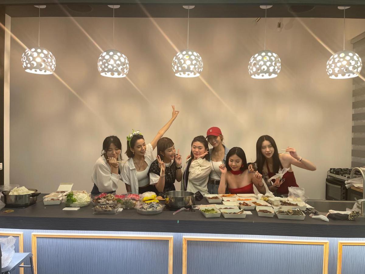 方興top會館 全新包棟電梯民宿 Sanxing Luaran gambar