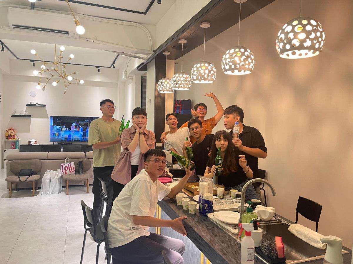 方興top會館 全新包棟電梯民宿 Sanxing Luaran gambar